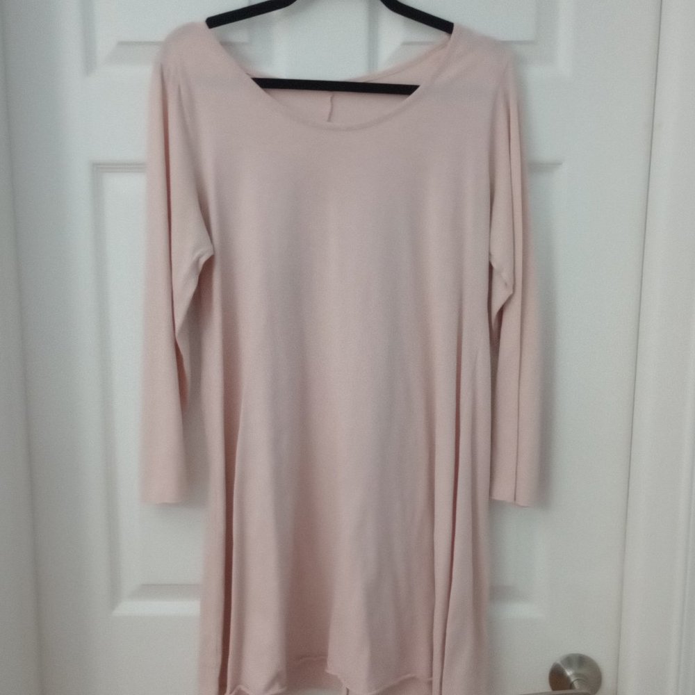 Sparkly neckline